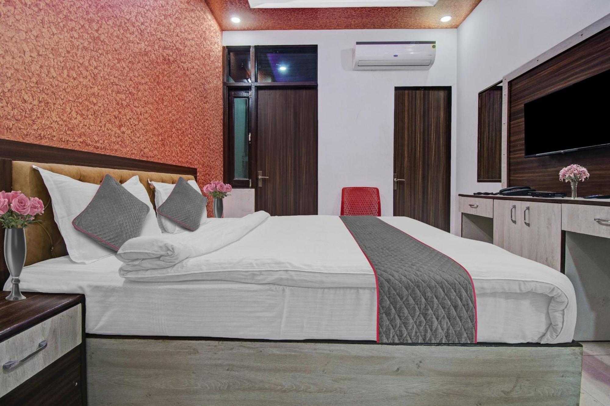 Hotel Townhouse The Lotus Jaipur Exterior foto
