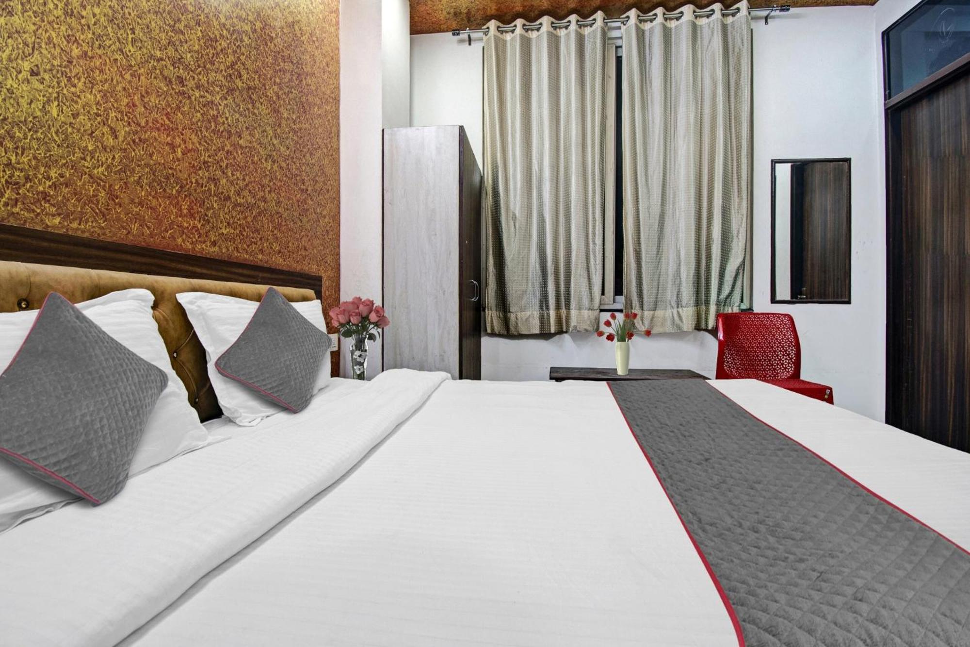 Hotel Townhouse The Lotus Jaipur Exterior foto