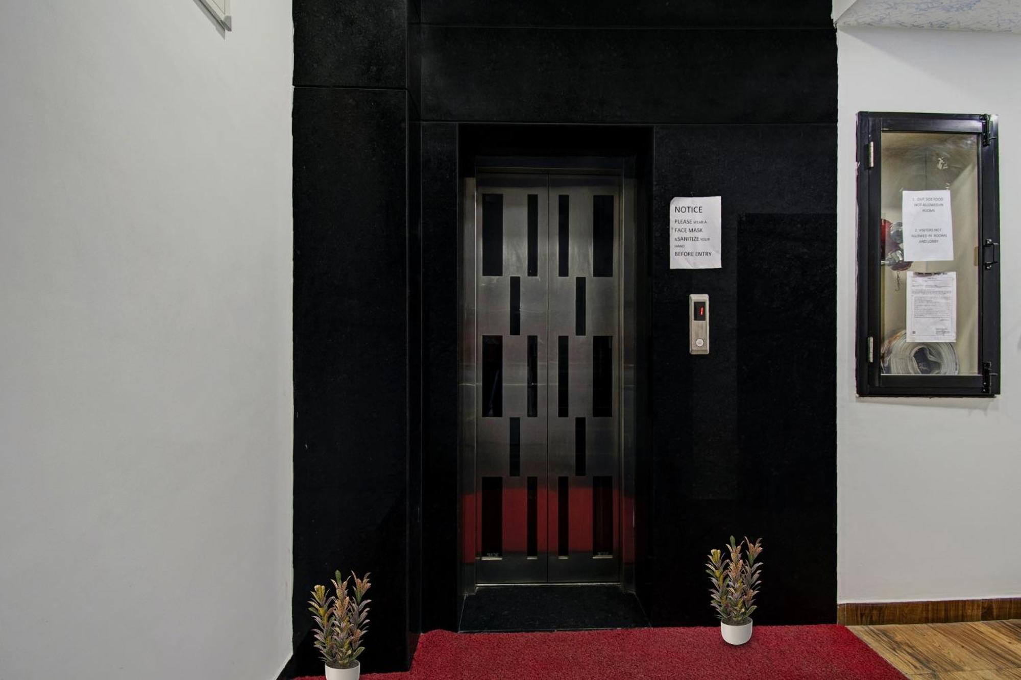 Hotel Townhouse The Lotus Jaipur Exterior foto